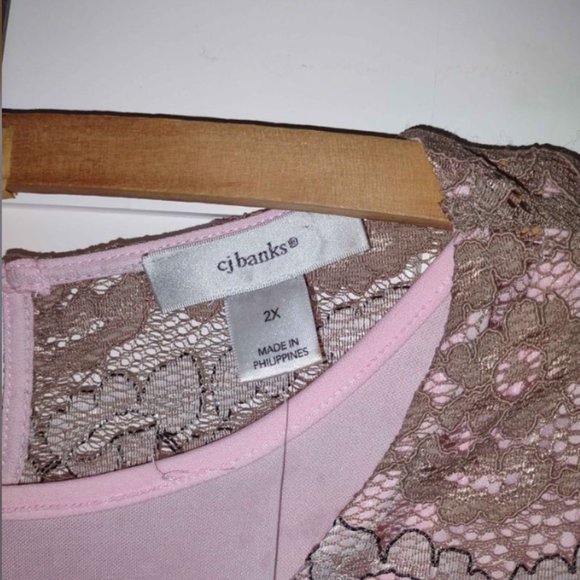 Stunning Floral Lace Top with Attached Pink Tank - Christopher & Banks, 2X - Picture 2 of 7